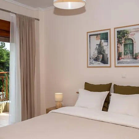 Holiday home The Olive & Moon Welcome *